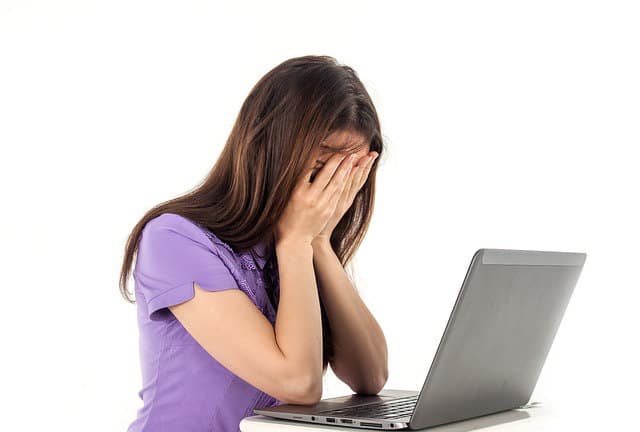 6 Simple Tips for Relieving Eye Strain and Fatigue While Studying